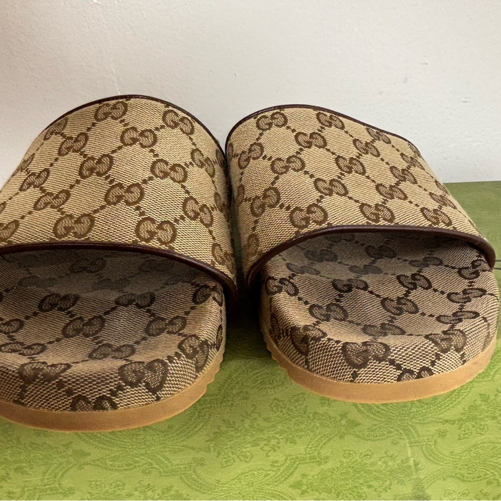 Gucci Beige and Brown Monogram Slides - Picture 7 of 12